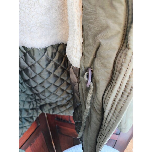 Women's American Eagle Sherpa lined jacket, sz Large - Picture 9 of 9